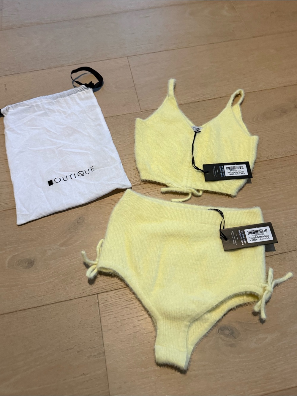Beginning Boutique Fuzzy Yellow Two Piece Crop Top & Booty Shorts Set, Sz XS-S - Picture 2 of 6